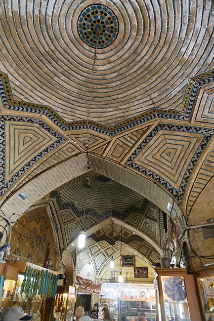 Chiraz-Grand bazar-023